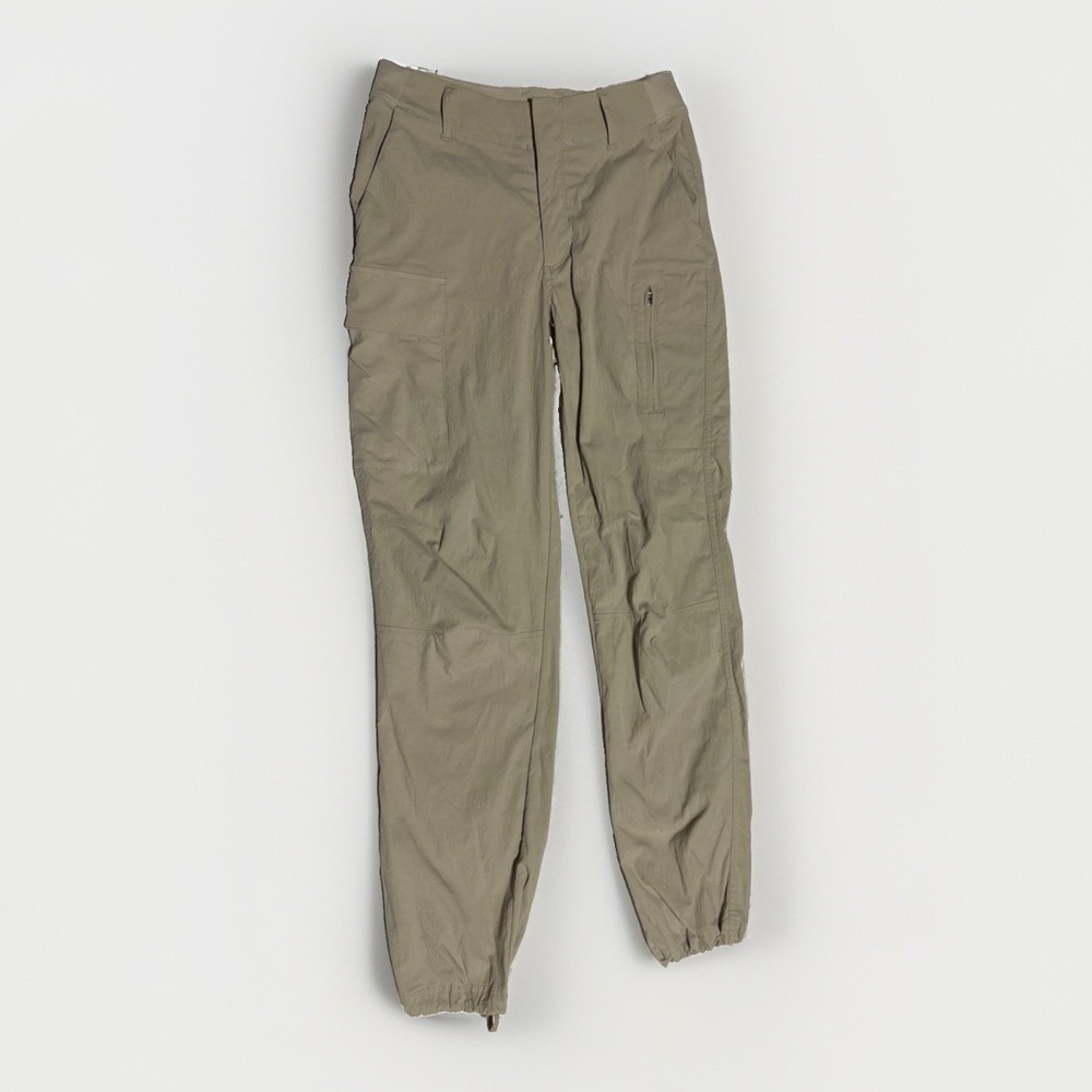 Athleta Trekkie Utility Cargo Pant Womens 2 Tan Jogger Hiking